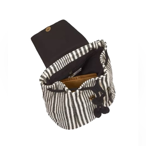 NWT Universal Thread Bohemian Bag. - Picture 3 of 4